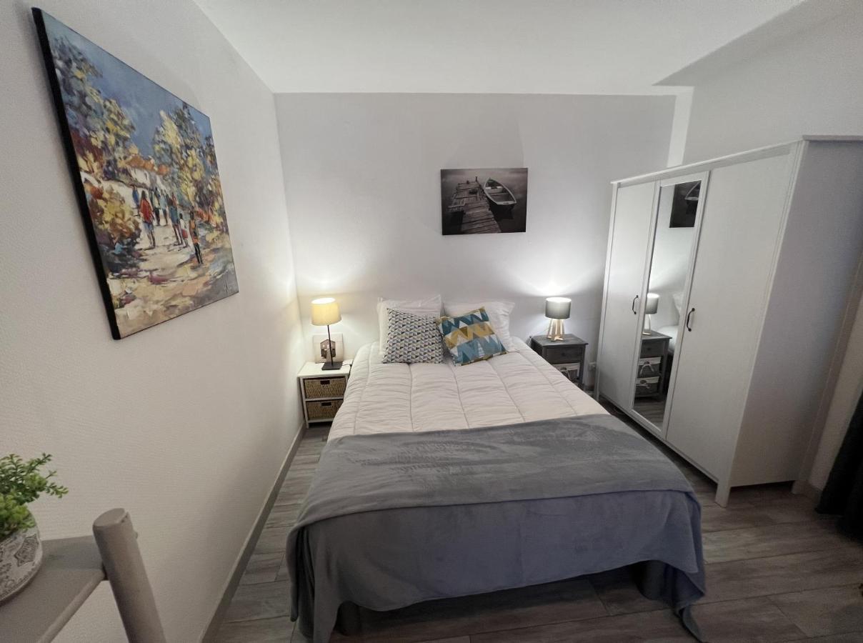 Le P'Tit Gris Apartment Rochefort  Exterior photo